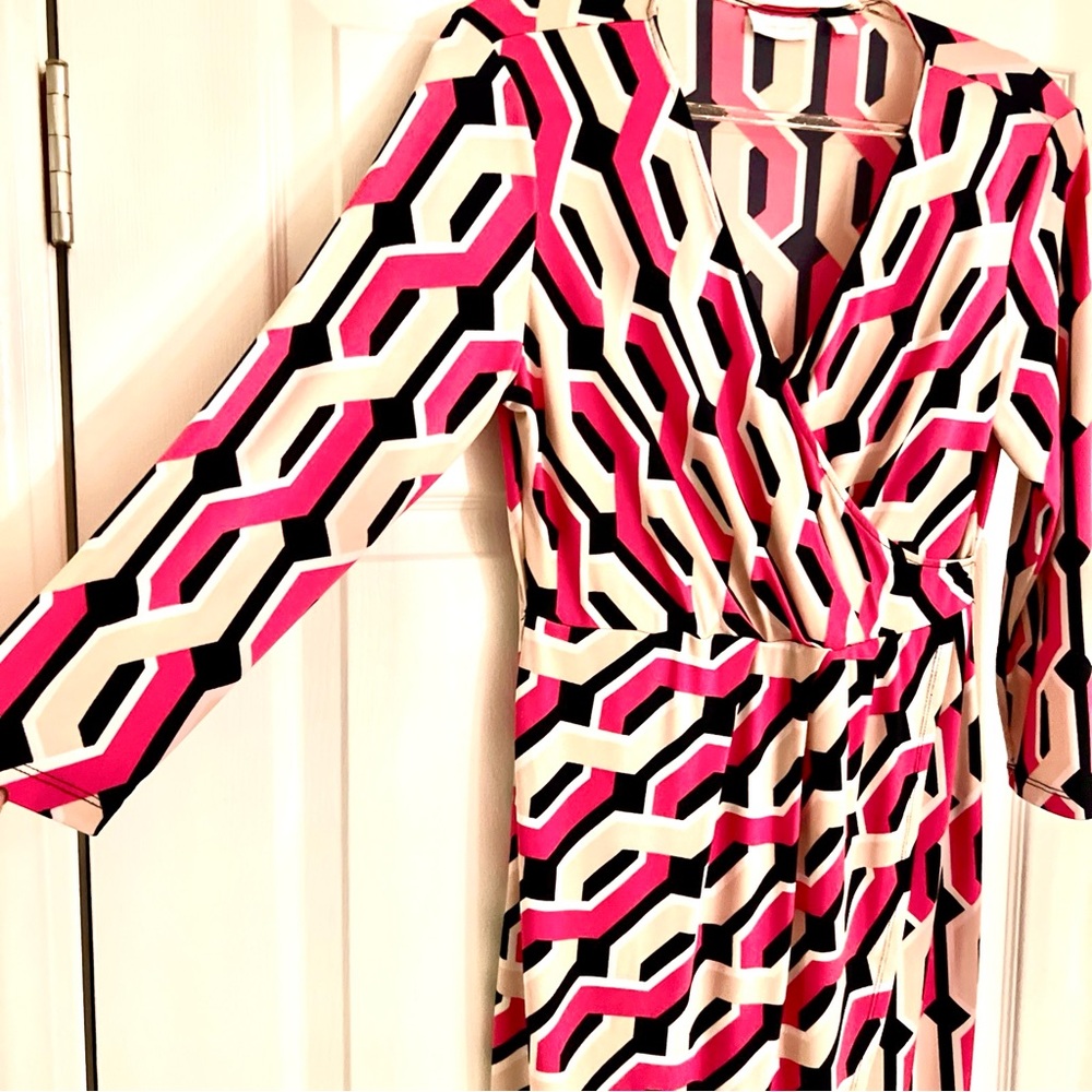 New York & Co. Dress Small A-Line Wrap V. Sleeve. Pink,Beige. Career casual.